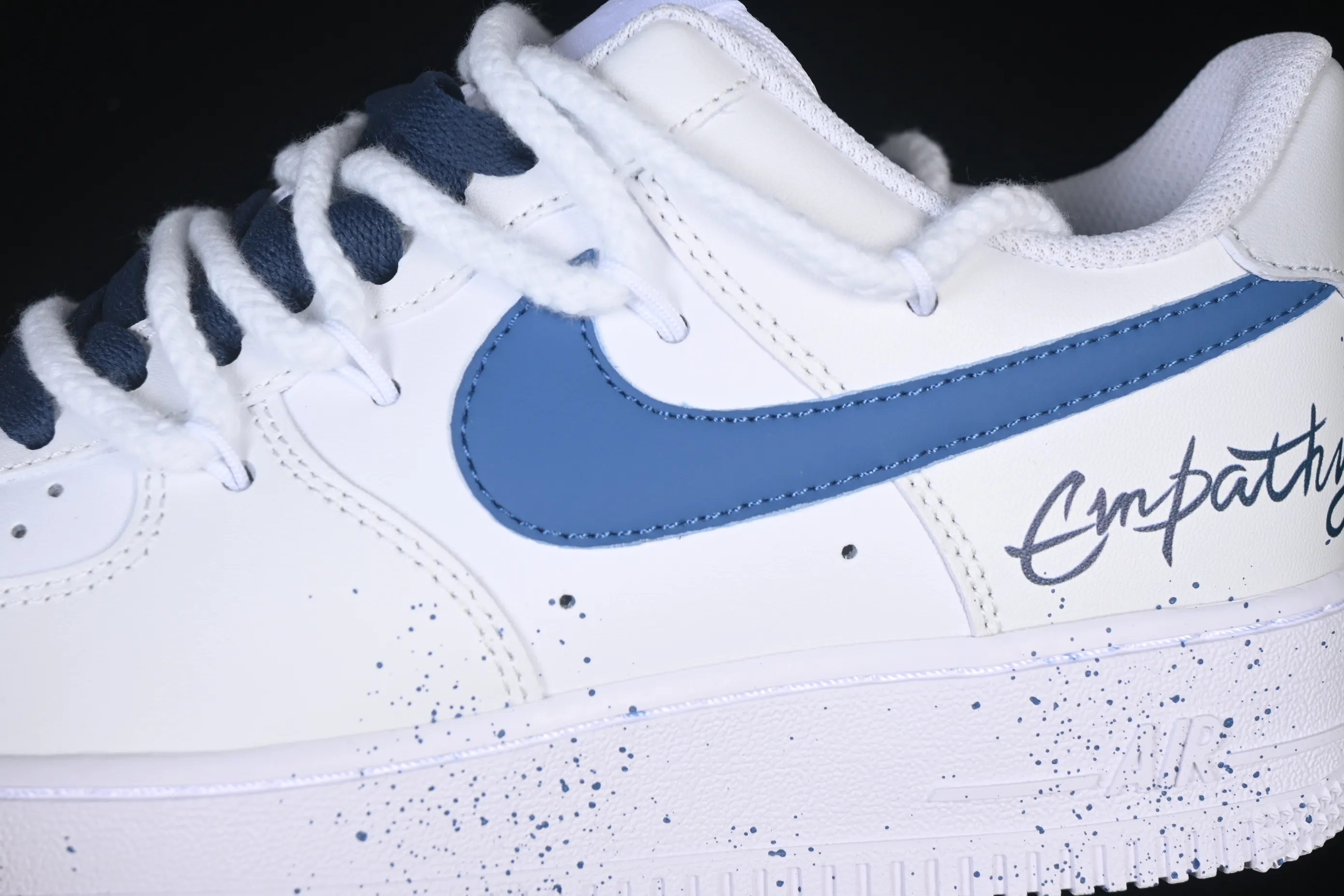 All categories Nk Air Force 1 Air Force series Nk Air Force 1 Low Air Force low-top Nike Air Force 1'07 Low letter graffiti retro Air Force 1 low-top casual sneakers ZH0316-106